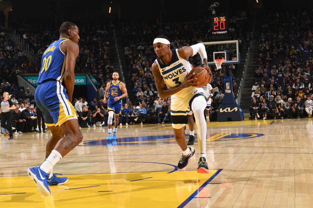 几乎围绕着 几乎围绕着